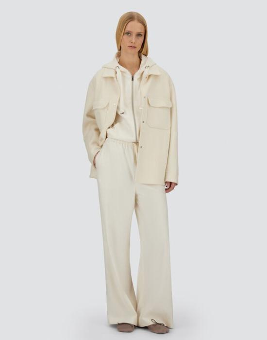 25FW 에르노 스트레이트 팬츠 PT00050DR 380871200 White - HERNO