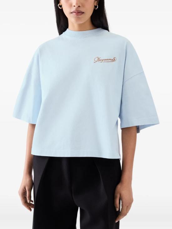 25FW 자크뮈스 반팔 티셔츠 TSW00216AJ00045 3GI BLUE - JACQUEMUS