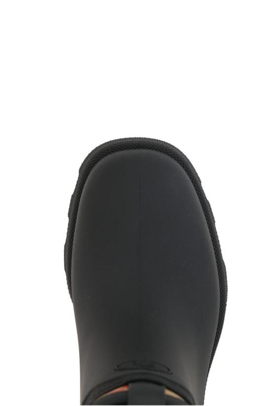 25FW 버버리 러버 마쉬 스탬프 로우 부츠 8111695A1189 Black - BURBERRY