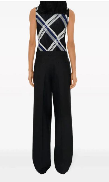  버버리 민소매 티셔츠 8088896 A1003 BLACK IP CHK - BURBERRY