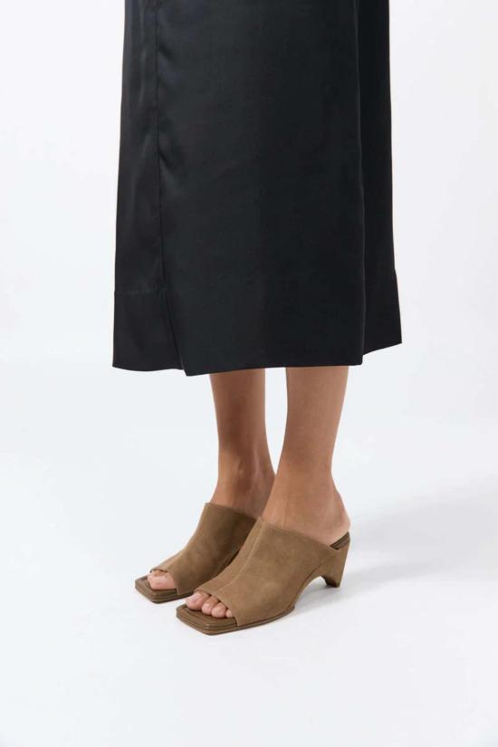  세인트아그니 뮬/슬리퍼 세인트 아그니 스웨이드 아크 웨지 - ST.AGNI