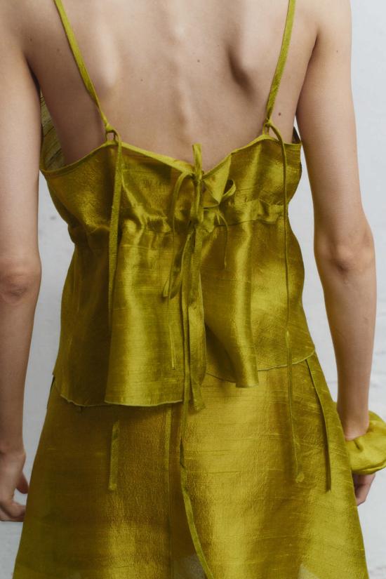  다두라 블라우스 다투라 피스타초 듀피온 스크런치 탑 - DATURA