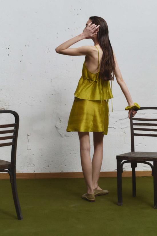  다두라 블라우스 다투라 피스타초 듀피온 스크런치 탑 - DATURA