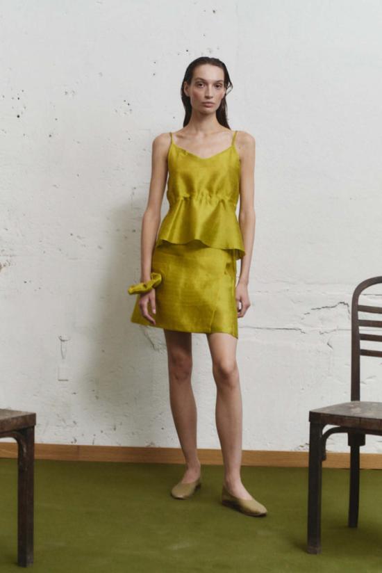  다두라 숏 스커트 Datura Pistacho Dupion 랩 미니 스커트 - DATURA