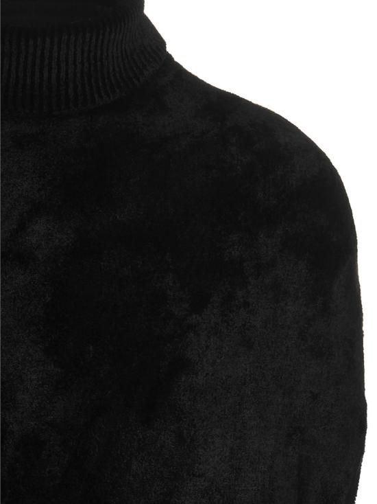 283005923 Black