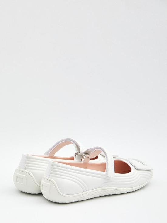 25FW 로저비비에 뮬/슬리퍼 3329309 RVW79341780 91T B001 WHITE - ROGER VIVIER