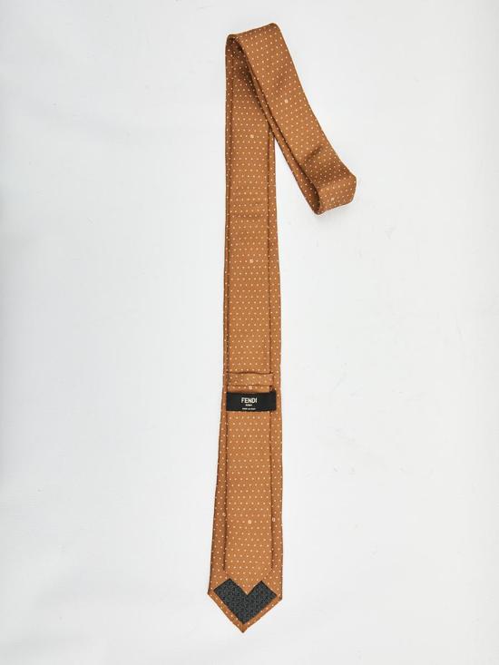 25FW 펜디 넥타이 2824994 FXC023 AYBR FITTG YELLOW - FENDI