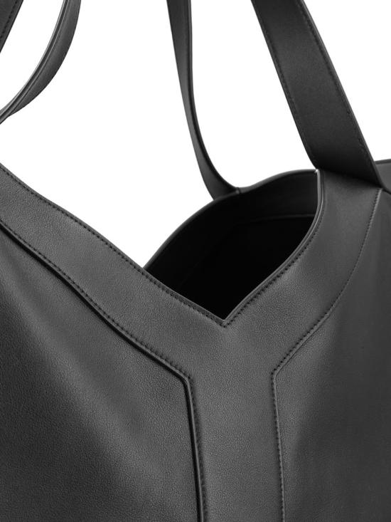 25FW 생로랑 숄더백 820672AAEIF1000 AI25 Black - SAINT LAURENT