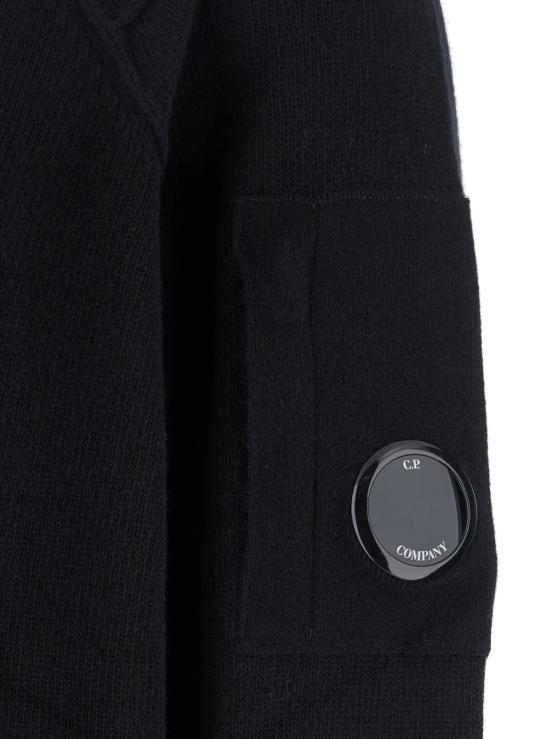 26FW 씨피 컴퍼니 가디건 RFCMKN708A 110149A 999 BLACK DOM - C.P. COMPANY