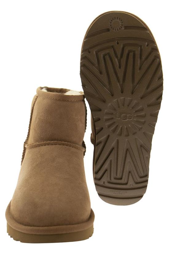  어그 클래식 미니 2 부츠 1016222 CHE CAMEL - UGG