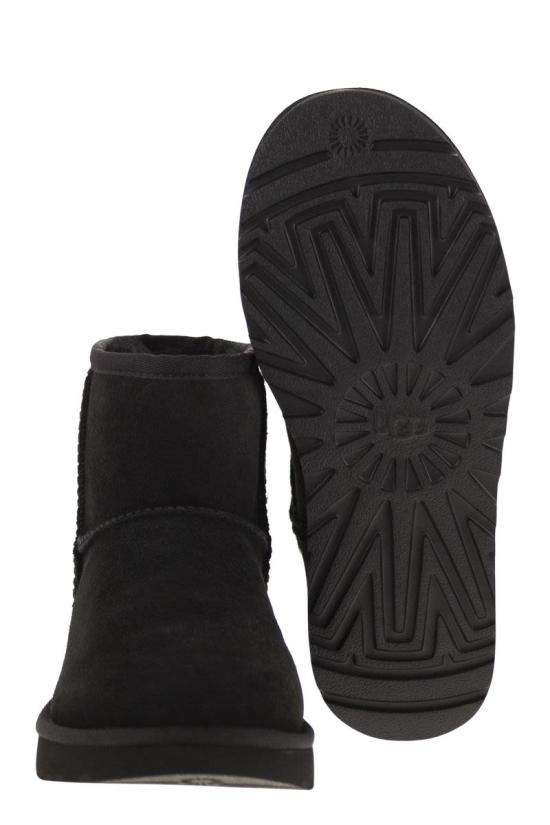  어그 클래식 미니 2 부츠 1016222 BLK BLACK - UGG