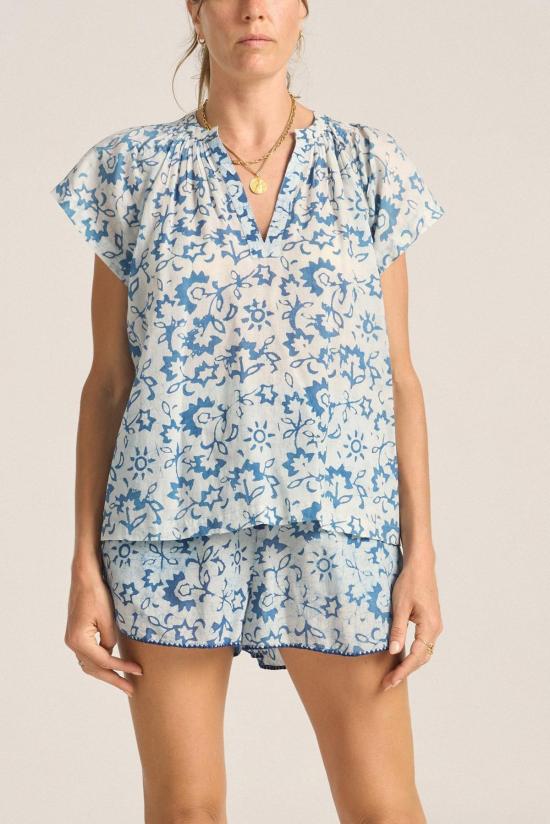  일리오 네마 블라우스 에코 탑