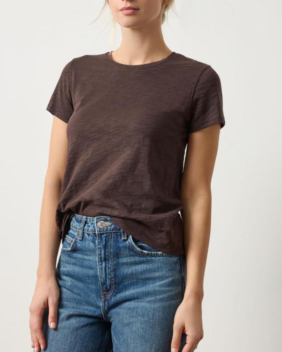  릴라 피 반팔 티셔츠 릴라 P. 반팔 백심 크루넥 탑 에스프레소