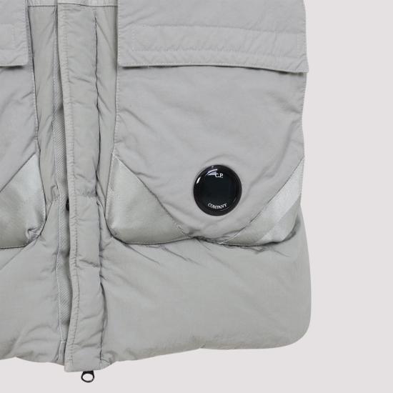 25FW 씨피 컴퍼니 베스트 19CMVE028A 006369M 331 GREY - C.P. COMPANY