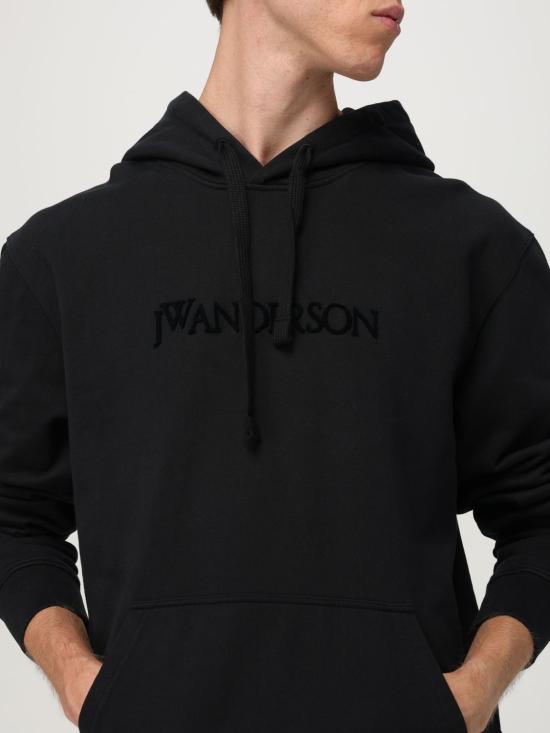 25FW JW앤더슨 로고 패치 포켓 후드 티셔츠 JW0214PG1632 999 Black - JW ANDERSON