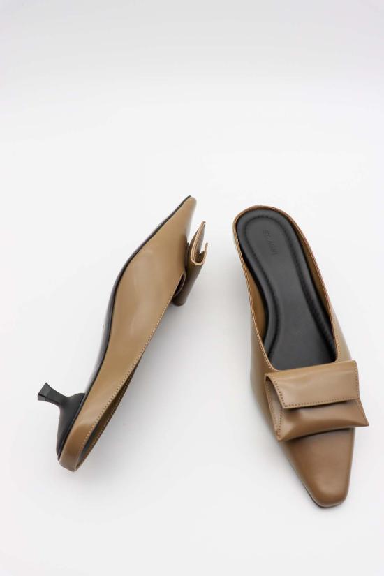  세인트아그니 뮬/슬리퍼 세인트 아그니 쁘띠 파우치 힐 - ST.AGNI