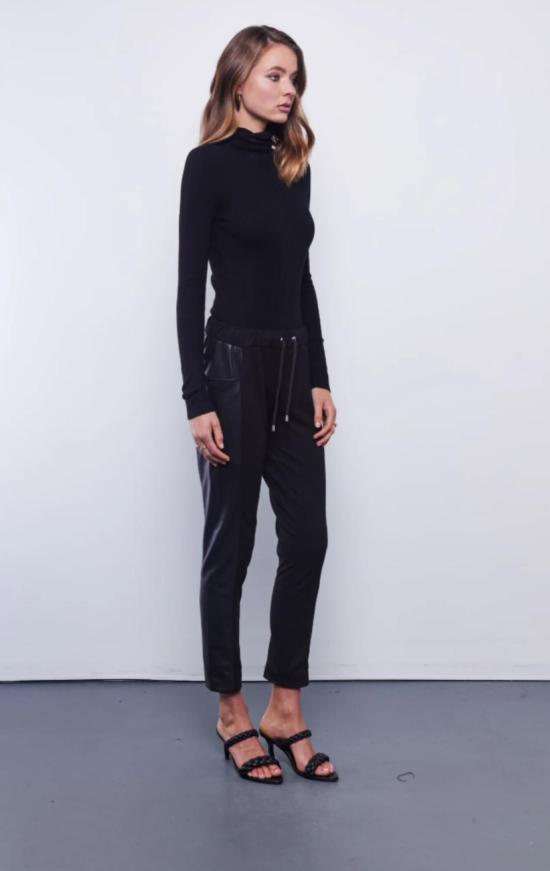  Chammomile 스트레이트 팬츠 카모마일 쿠키 - OTHER BRANDS