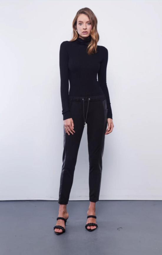  Chammomile 스트레이트 팬츠 카모마일 쿠키