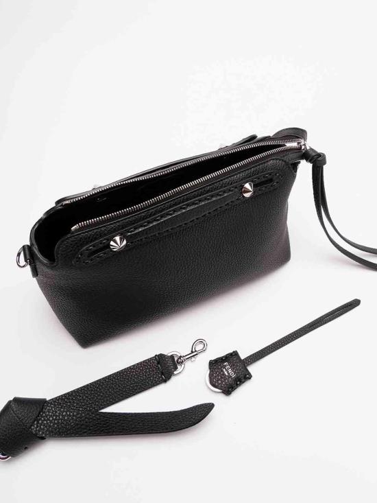 26SS 펜디 바이 더 웨이 소프트 미디움 백 8BL155ASU2F0GXN Black - FENDI