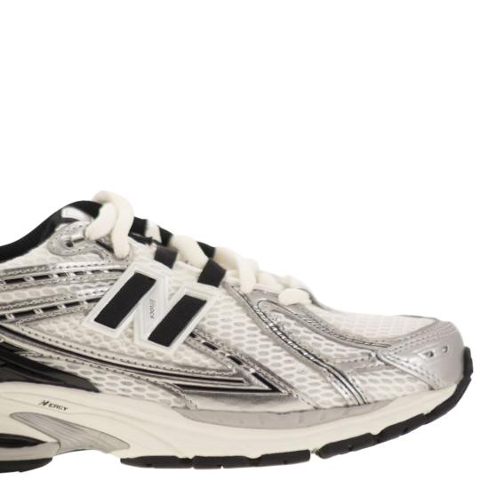 26SS 뉴발란스 1906 스니커즈 M1906 WHITE BLACK - NEW BALANCE