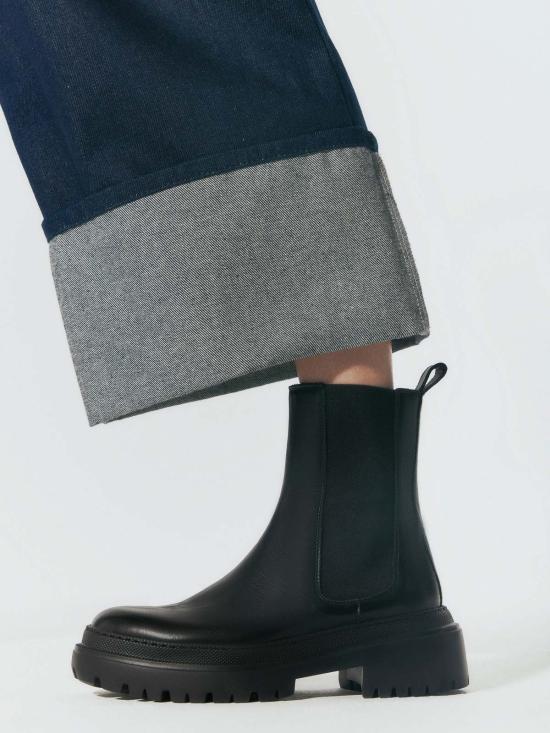  매과이어 뮬/슬리퍼 코르티셀라  블랙 - MAGUIRE