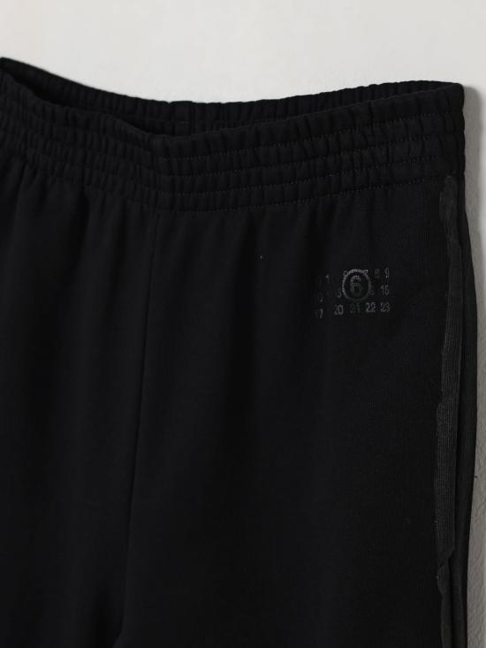 25FW [키즈] MM6 메종마르지엘라 트레이닝/조거 팬츠 M60898MM06F M6900 Black - MM6 MAISON MARGIELA