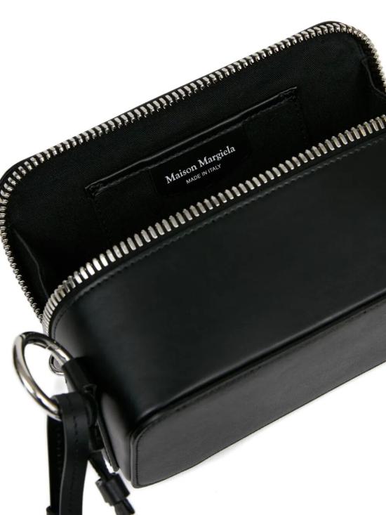 25FW 마르지엘라 돌 카메라백 스몰 SB1WD0031 P7275 - MAISON MARGIELA