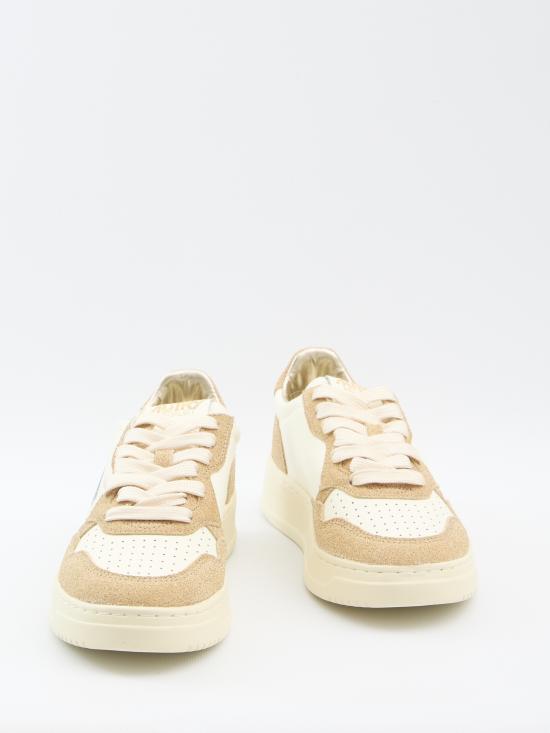 25FW 오트리 메달리스트 로우 스니커즈 AULWTA03 WHITE BEIGE - AUTRY