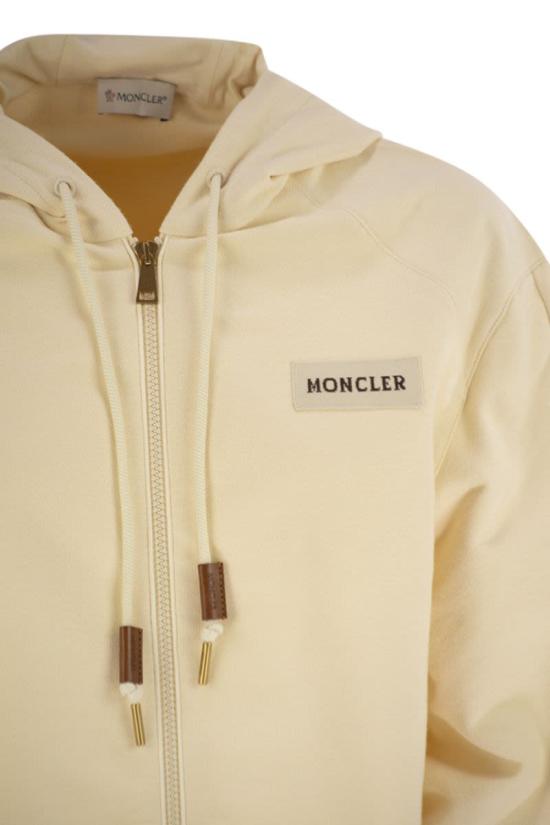25SS 몽클레어 반팔 티셔츠 K10938G00037 050 CREAM - MONCLER