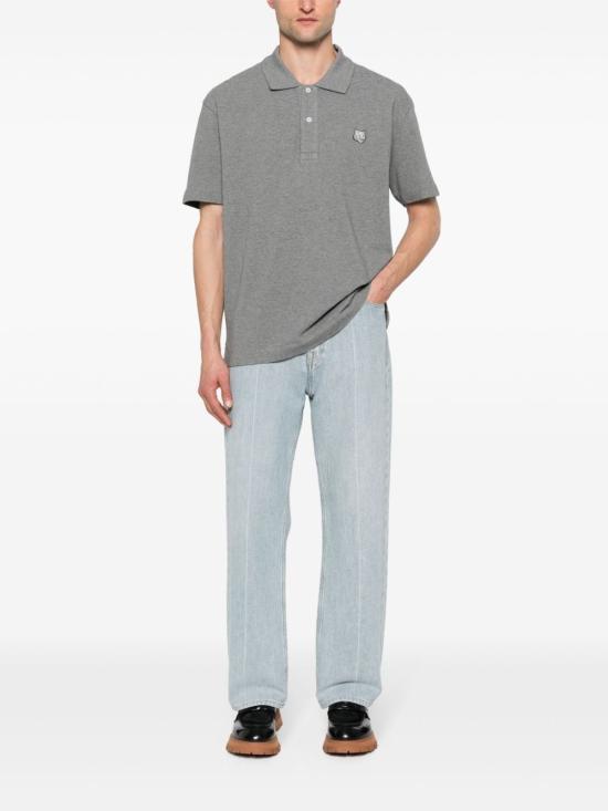 25SS 메종키츠네 볼드 폭스 헤드 패치 컴포트 폴로 셔츠 MM00210KJ7010H131 MEDIUM GREY MELANGE - MAISON KITSUNE