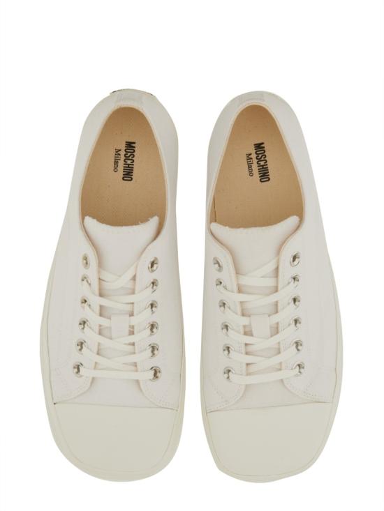 25SS 모스키노 스니커즈 MB15053G0M GR010A WHITE - MOSCHINO