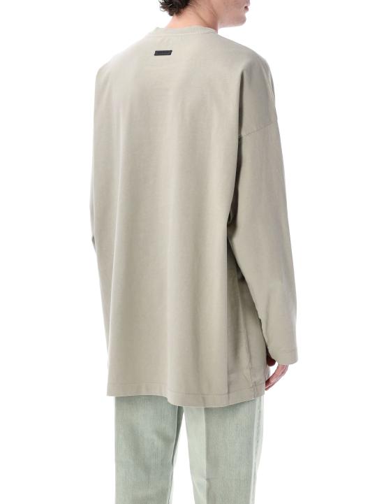 25SS 피어오브갓 긴팔 티셔츠 FGE2505111HWJ 085 DOVE GREY - FEAR OF GOD