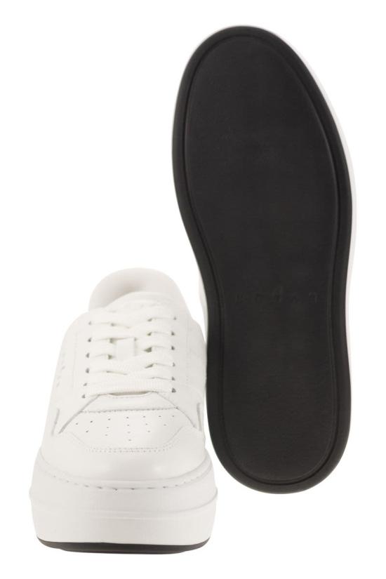 25SS 호간 스니커즈 HXW6700FK80JUS 0001 White - HOGAN