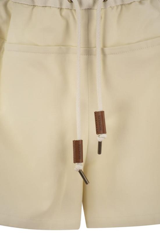 25SS 몽클레어 숏팬츠 K10932B00010 051 NATURAL - MONCLER