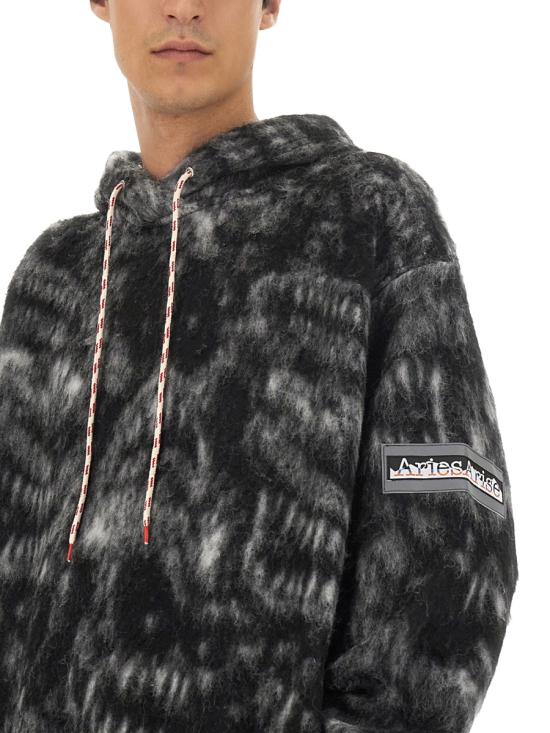  에리즈 어라이즈 스웨터 FUAR70016 BLACK - ARIES ARISE