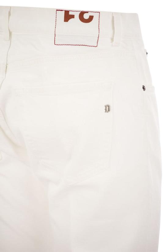  돈답 스트레이트 팬츠 UP576BS0033UDR4 000 WHITE - DONDUP