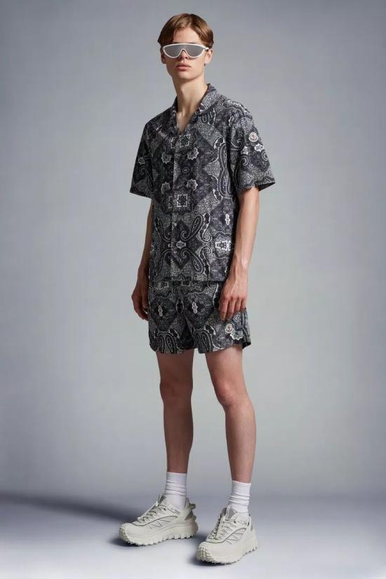  몽클레어 스포츠웨어 I20912C000025972VS90 - MONCLER