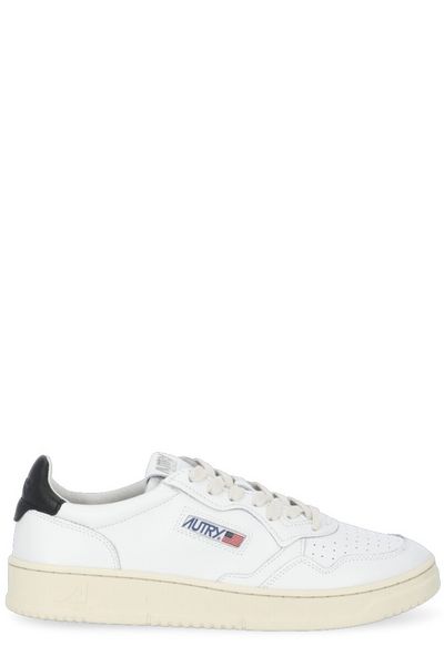 26SS 오트리 메달리스트 로우 스니커즈 AULWLL22 WHTBLACK WHITE