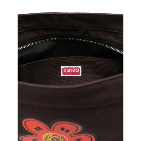 25FW 겐조 x Futura 2000 "Kenzo Utility" 레터링 라지 크로스백 FF68SA919F36 91 BROWN - KENZO