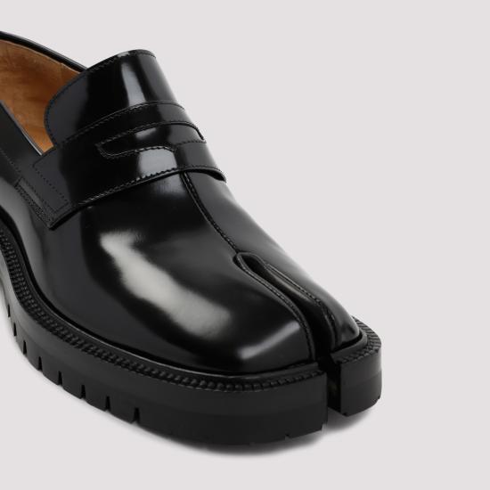26FW 마르지엘라 타비 브러쉬드 카프스킨 로퍼 S57WR0139P3827 H8396 BLACK - MAISON MARGIELA