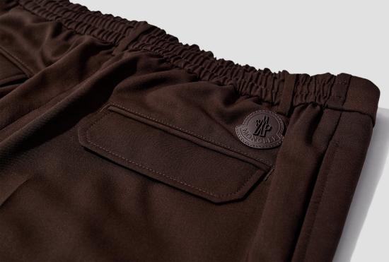 25SS 몽클레어 스트레이트 팬츠 K20912A00018597FV - MONCLER