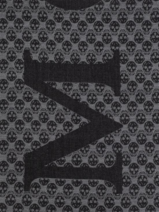 25FW 알렉산더 맥퀸 스컬&로고 자카드 스카프 835375 4200Q1461 Grey dark grey - ALEXANDER MCQUEEN