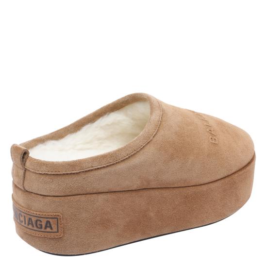 25FW 발렌시아가 알래스카 소프트 플랫폼 뮬 825258 WBFC12200 - BALENCIAGA