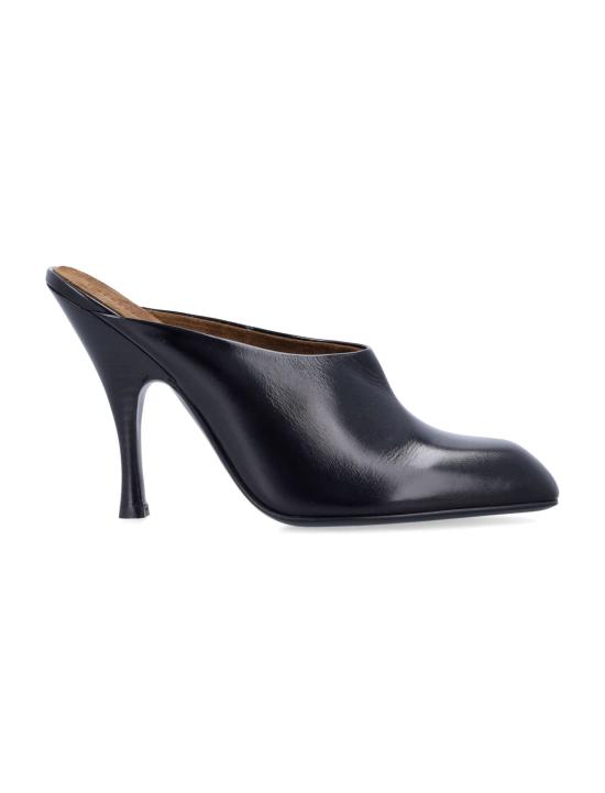 25FW 케이트 슈즈 F6027943 200 BLACK