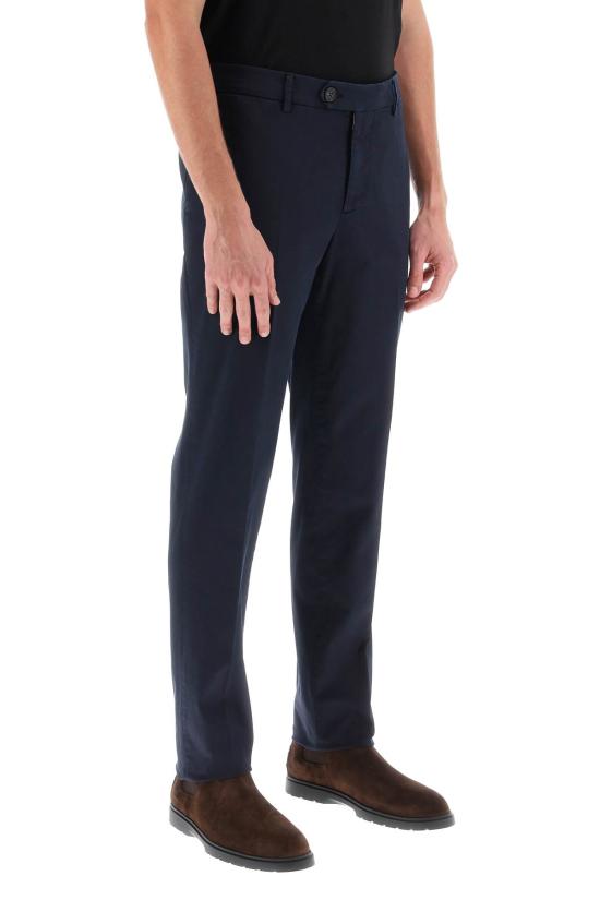  브루넬로 쿠치넬리 코튼 스트래치 미드 라이즈 슬림 핏 치노 M289LI1770 C2517 NAVY - BRUNELLO CUCINELLI