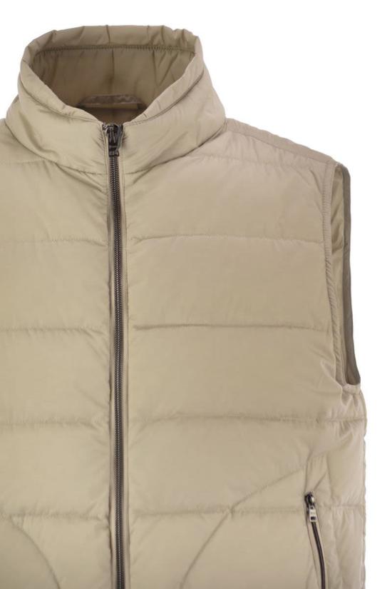 25FW 에르노 일 질레 다운 베스트  PI012ULE12456Z 1985 Beige - HERNO