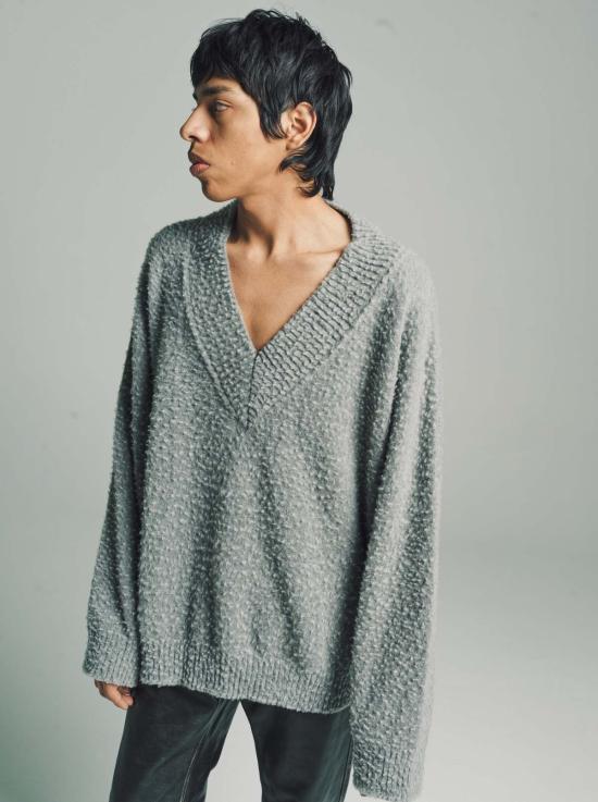  로에베 스웨터 그레이 오버사이즈 텍스처드 울 V넥 - LOEWE