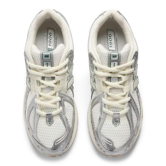 25FW 뉴발란스 1906 스니커즈 M1906REE - NEW BALANCE