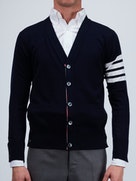 25FW 톰브라운 4바 서스테이너블 파인 메리노 울 클래식 가디건  MKC002AY1014 415 Navy 415