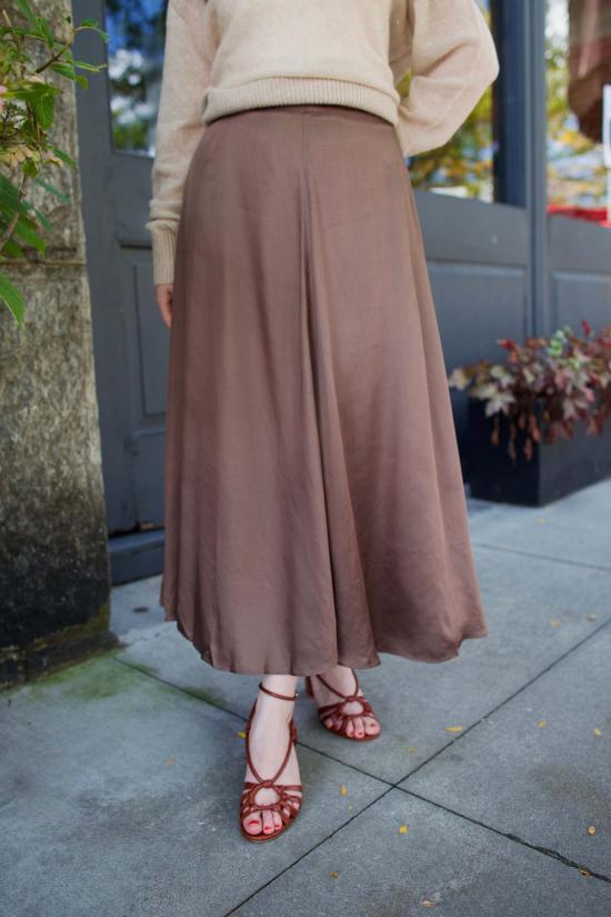  어피스 어파트 롱 스커트 어피스 아파트 프리마베라 드레이프 스커트